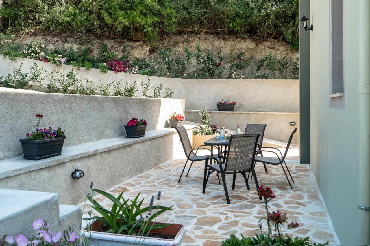 Armonia Villa Lefkada Kariótai Eksteriør billede